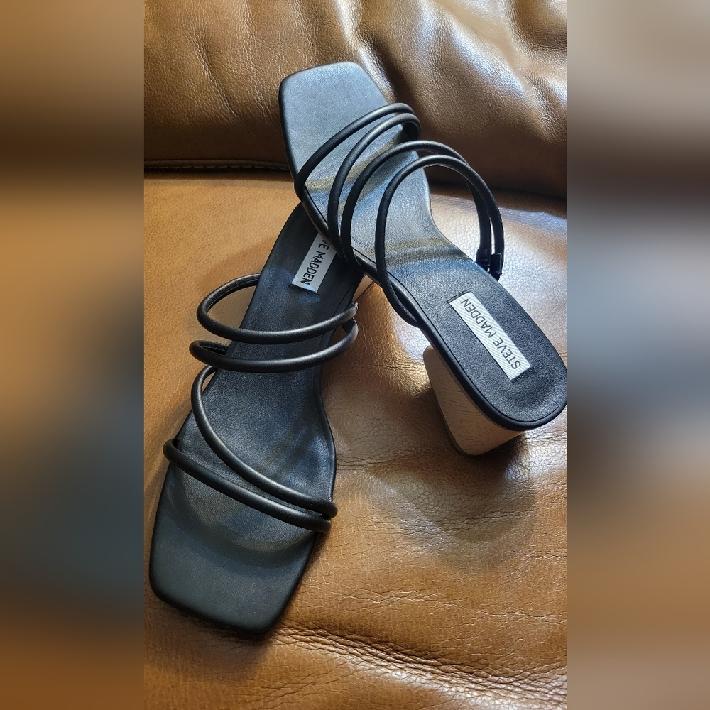 Steve Madden Black Slides Sandals Size 9